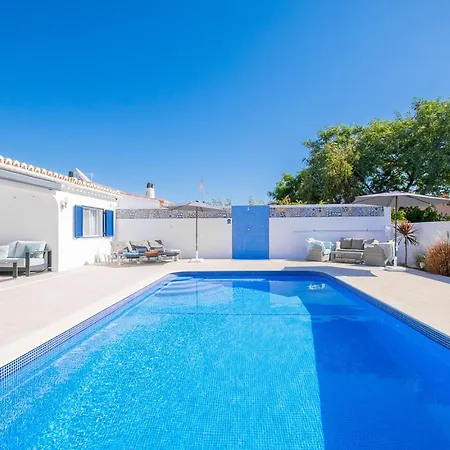 Casa Thea Family With Private Heated Swimm