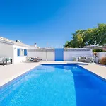 Casa Thea Family With Private Heated Swimm